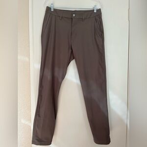 lululemon Men’s ABC Slim Fit Trouser in NOMAD